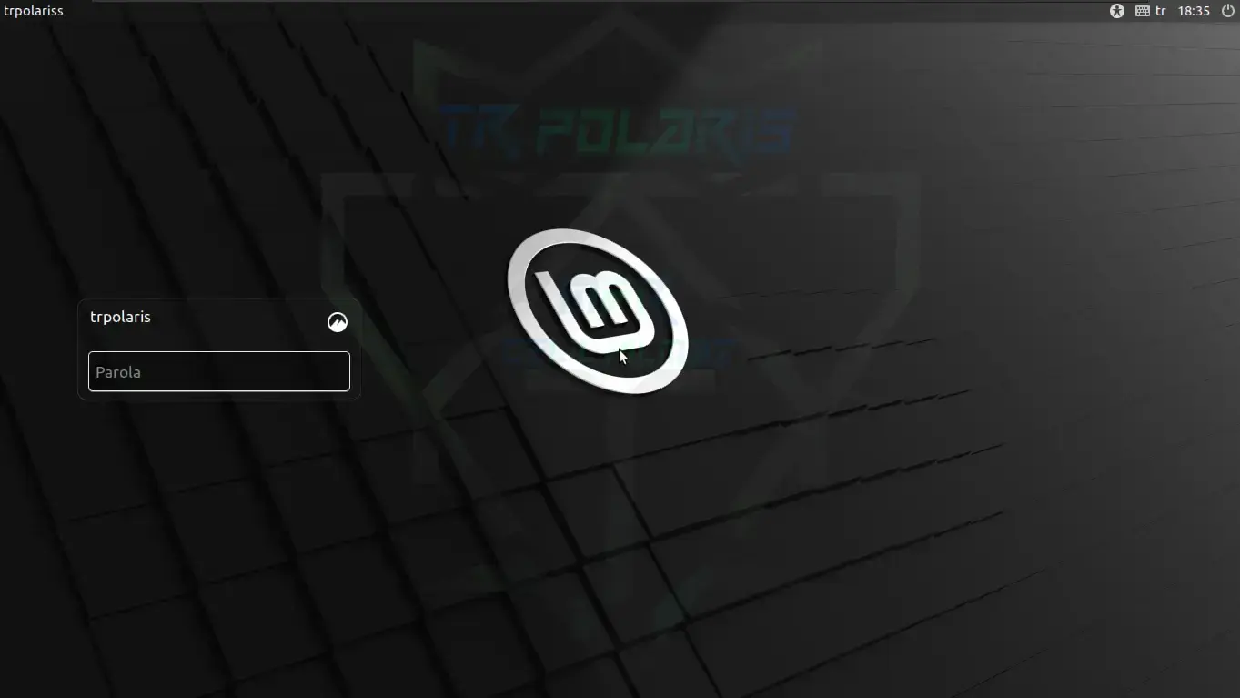 linux-mint-login-screen-24